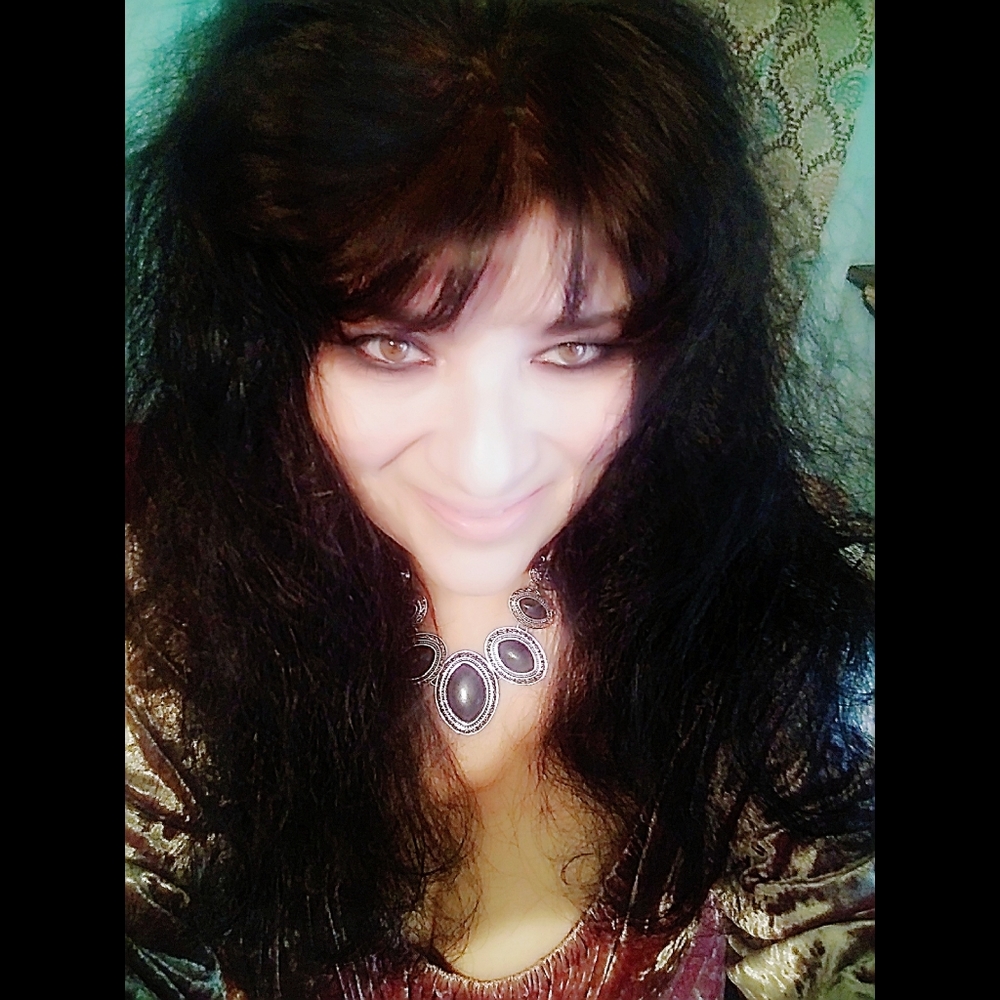 Meet your Posher, Debra